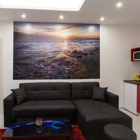 Feriehus Free Bird - Bed In Six Bed Female Zenska